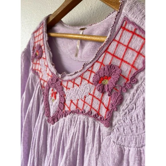 FREE PEOPLE Lavender Purple Floral Embroidered Bohemian Top Blouse Size Small - Picture 5 of 12